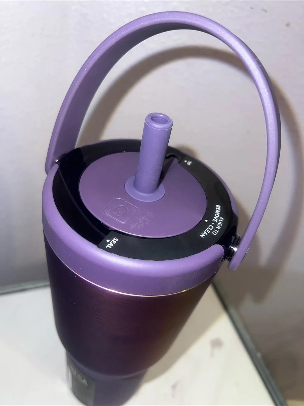 BRUMATE RESA Dark Aura Iridescent Purple Travel Tumbler 35 Oz 100% Leakproof